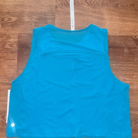 lululemon athletica Sky Blue Muscle Tee - Picture 3 of 4